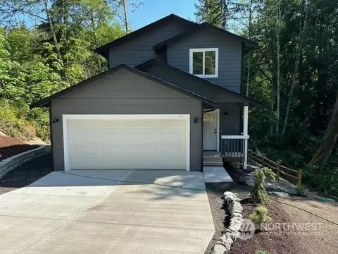 61 NE Schooner Pl, Belfair, WA 98528