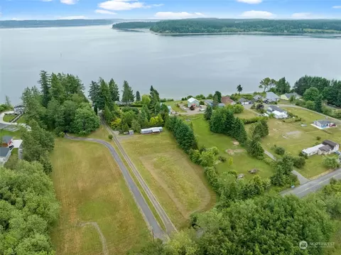 14018 20th Street Ct, Lakebay, WA 98349