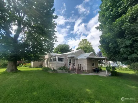 15 River Rd W, Omak, WA 98841