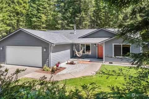 1500 NE Bear Ridge Rd, Belfair, WA 98528
