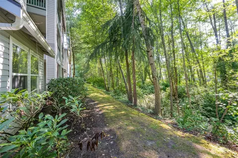 33020 SW 10th Ave #B104, Federal Way, WA 98023