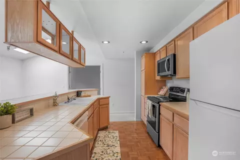 9727 18th Ave W #C301, Everett, WA 98204 photo 14