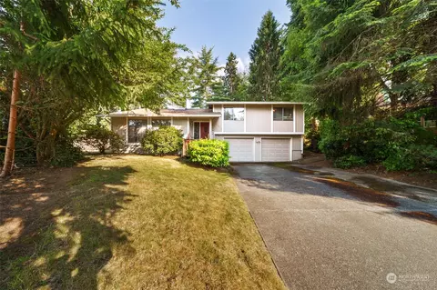 15021 111th Avenue Ct E, Puyallup, WA 98374