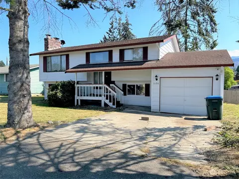 1126 E Highland Ave, Port Angeles, WA 98362