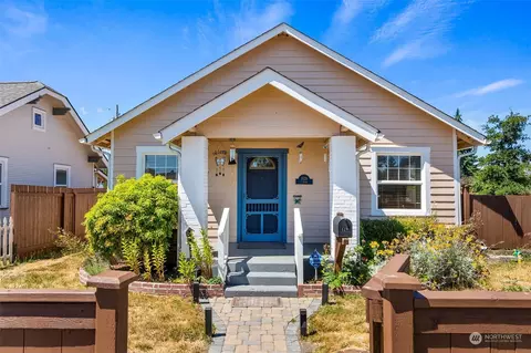 1029 J St, Centralia, WA 98531
