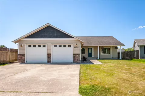 2305 52nd Ct, Longview, WA 98632