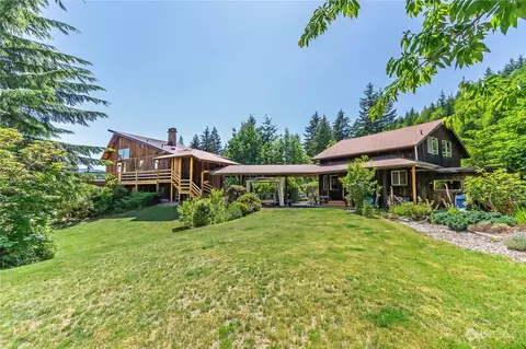 308 Long And Winding Rd, Randle, WA 98377