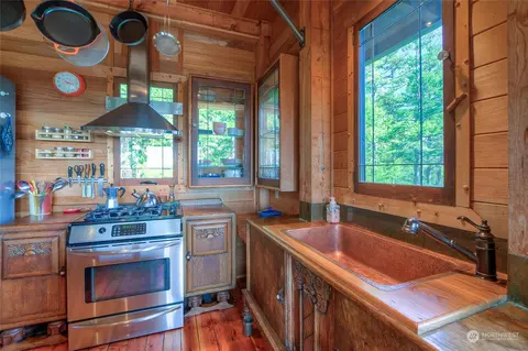 525 Spring Point Rd, Eastsound, WA 98245 photo 12