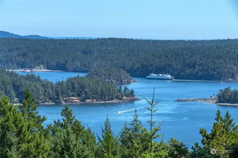 525 Spring Point Rd, Eastsound, WA 98245 photo 2