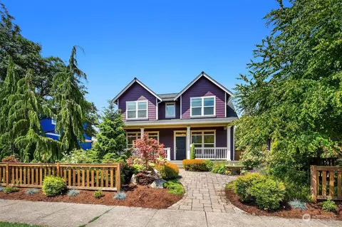 2747 44th Ave SW, Seattle, WA 98116