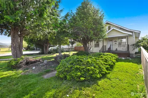 2024 K Ave, Anacortes, WA 98221