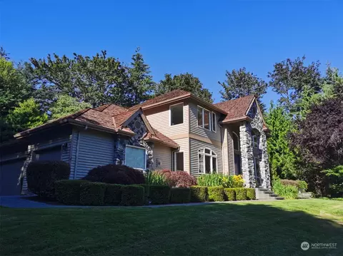 25926 NE 32nd St, Redmond, WA 98053