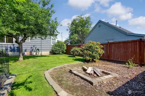 2107 Wells St, Enumclaw, WA 98022 photo 39