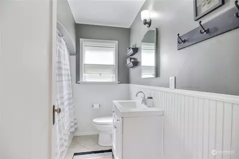 2107 Wells St, Enumclaw, WA 98022 photo 18
