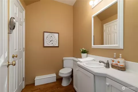 2348 E 18th St, Bremerton, WA 98310 photo 27