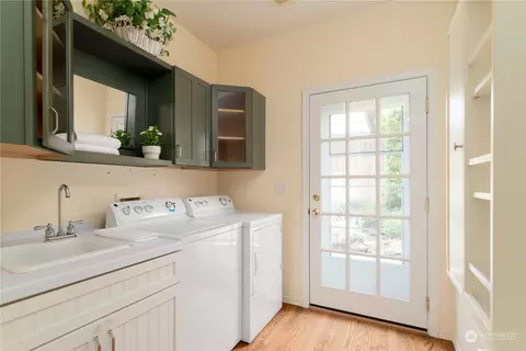 2348 E 18th St, Bremerton, WA 98310 photo 29