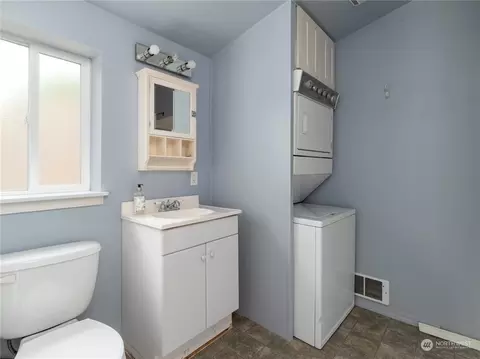 2348 E 18th St, Bremerton, WA 98310 photo 33