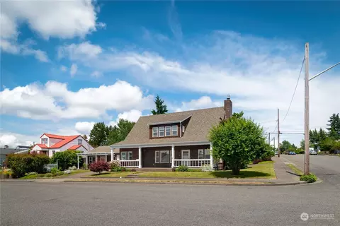 2348 E 18th St, Bremerton, WA 98310 photo 3