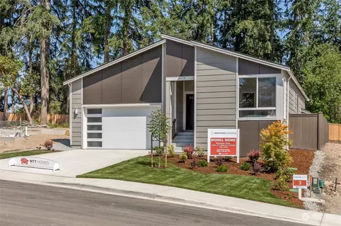 10420 113th Street Ct SW, Lakewood, WA 98498
