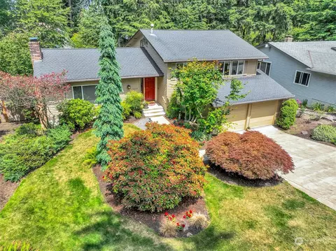12112 NE 68th Pl, Kirkland, WA 98033