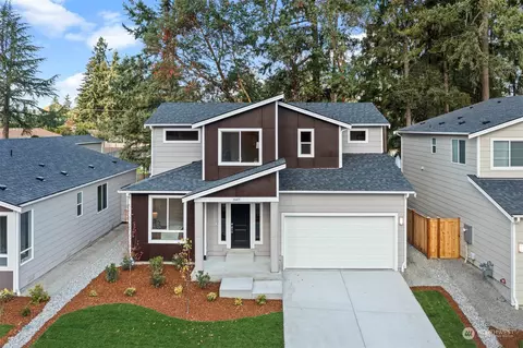 10402 113th Street Ct SW, Lakewood, WA 98498