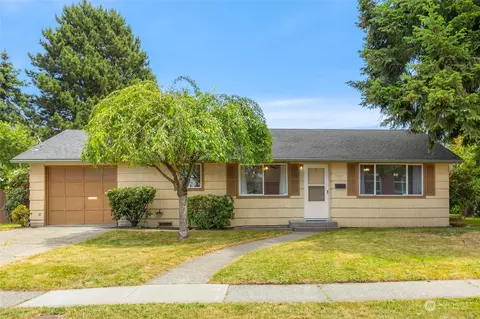 1030 D St SE, Auburn, WA 98002