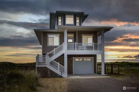 1123 Ocean Shores Blvd SW, Ocean Shores, WA 98569
