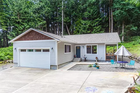 137 Windridge Rd, Chimacum, WA 98325