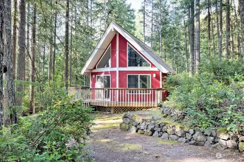 171 E Kilmarnock Rd, Shelton, WA 98584