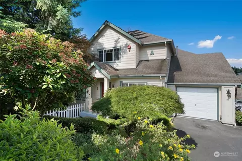 821 Sunset Blvd NE #A1, Renton, WA 98056