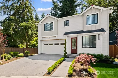 9780 135th Ave NE #9, Kirkland, WA 98033