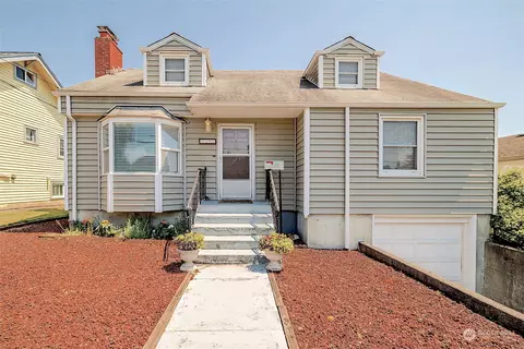 7308 32nd Ave NW, Seattle, WA 98117