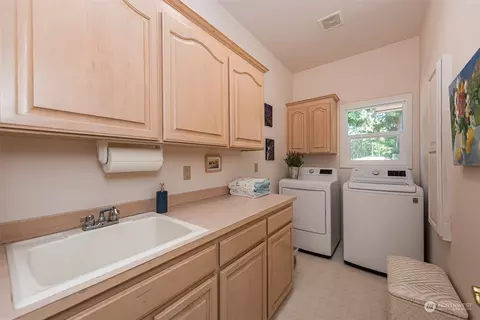 131 Hawks Way, Sequim, WA 98382 photo 23