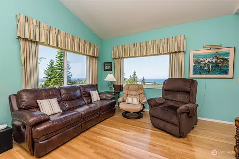 131 Hawks Way, Sequim, WA 98382 photo 16