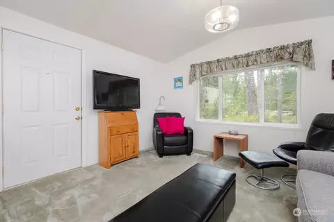 610 E Mason Lake Dr E, Grapeview, WA 98546 photo 9