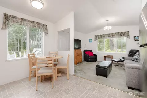610 E Mason Lake Dr E, Grapeview, WA 98546 photo 13