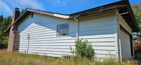4 Trinity Pl, Cosmopolis, WA 98537 photo 4