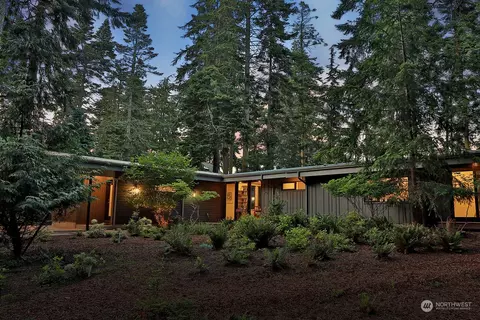 90 Buck Way, Coupeville, WA 98239