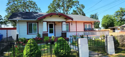 15212 Portland Ave SW, Lakewood, WA 98498