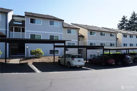 15210 Macadam Rd S #D205, Tukwila, WA 98188