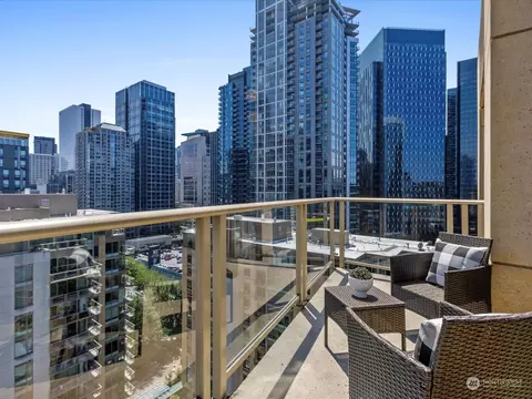 2121 Terry Ave #N1704, Seattle, WA 98121