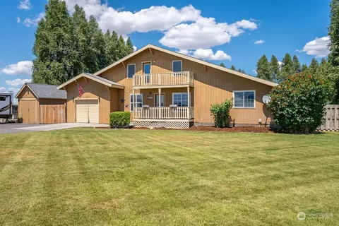 7980 Grove Rd NE, Moses Lake, WA 98837
