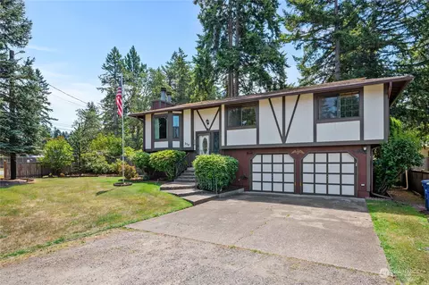 224 186th St E, Spanaway, WA 98387