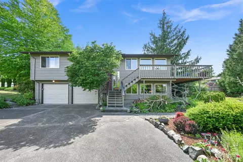 220 Bayside Pl, Bellingham, WA 98225