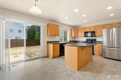 17720 17th Ave E, Spanaway, WA 98387 photo 8