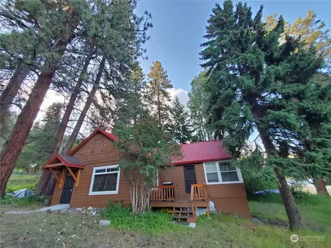 55 W Fork Rd, Conconully, WA 98819