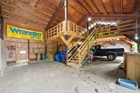 22121 SE 424th St, Enumclaw, WA 98022 photo 32