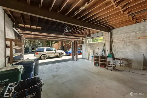 7811 Greenwood Ave N, Seattle, WA 98103 photo 39
