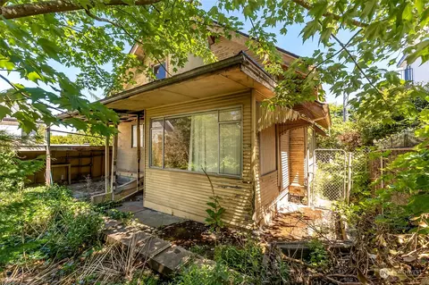 7811 Greenwood Ave N, Seattle, WA 98103 photo 2