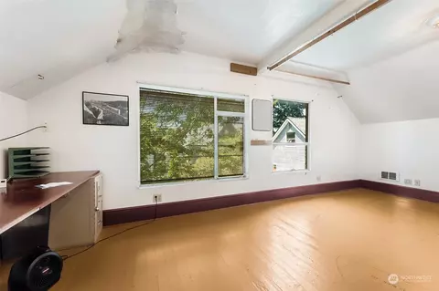 7811 Greenwood Ave N, Seattle, WA 98103 photo 21